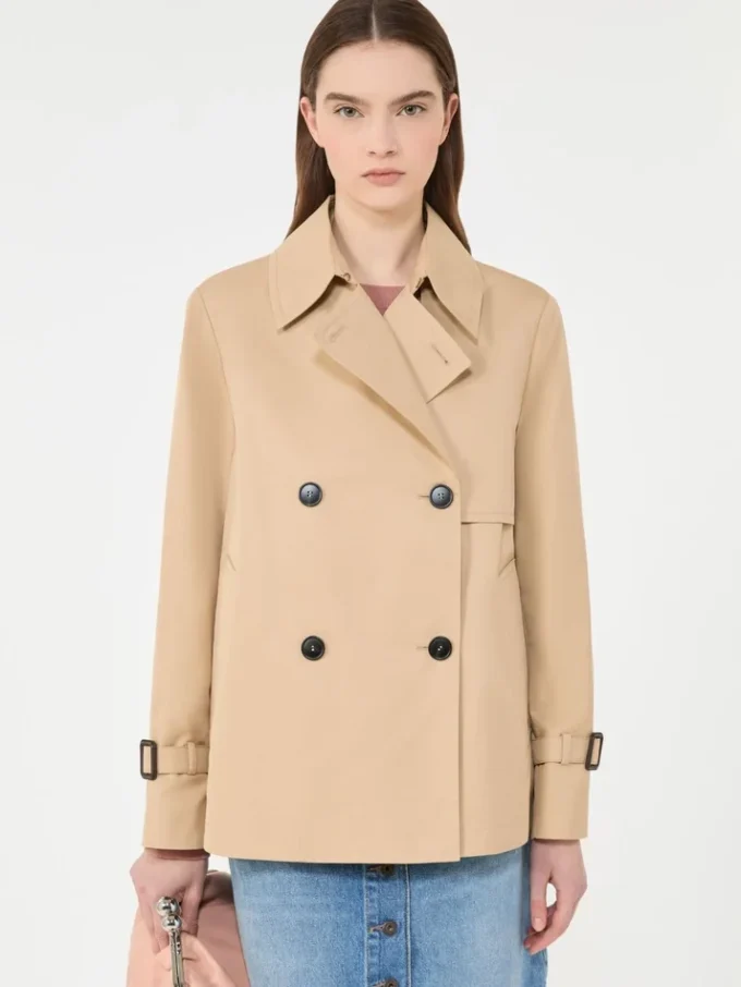 Casaco curto tipo trench coat em gabardine repelente à água, bege Casaco curto tipo trench coat em gabardine repelente à água, bege
