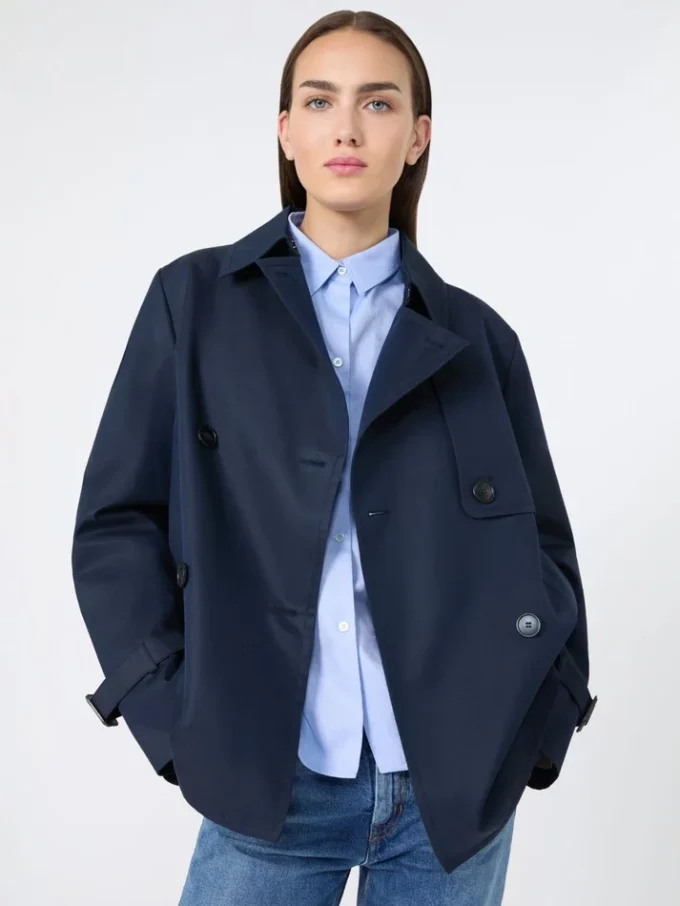 Casaco curto tipo trench em gabardine repelente à água, azul-marinho Casaco curto tipo trench em gabardine repelente à água, azul-marinho
