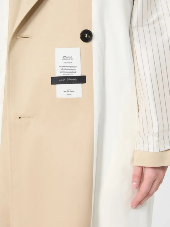Casaco gabardine impermeável com estampado, cor ameixa