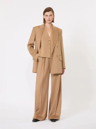 Casaco Olimpia em zibeline camel, camel