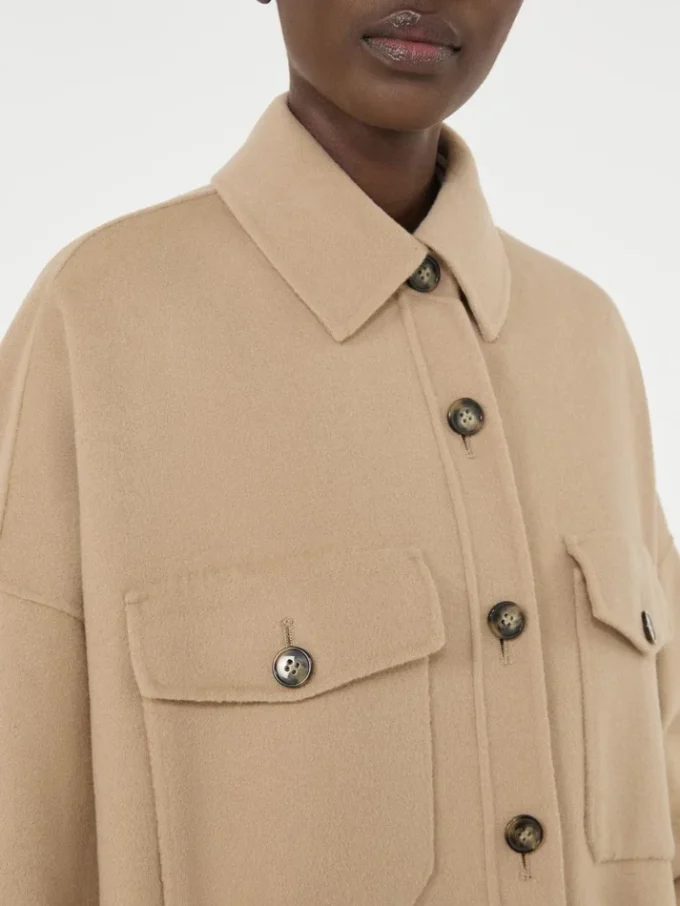 Casaco oversized em mistura de lã, cor camelo