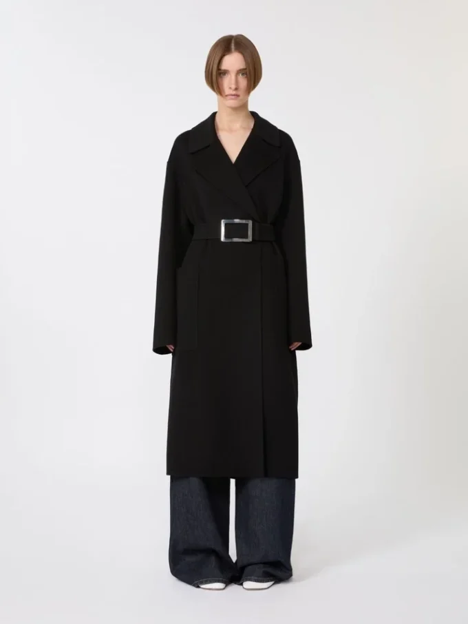 Casaco-roupão em Pure Wool, preto Casaco-roupão em Pure Wool, preto