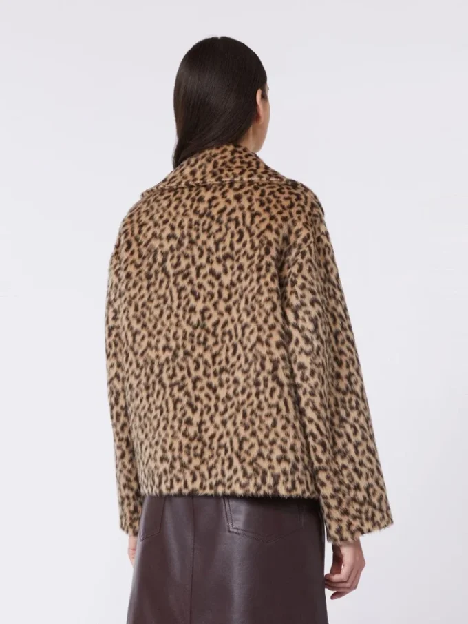 Casaco tipo pea coat em mistura de lã com padrão, cor camelo Casaco tipo pea coat em mistura de lã com padrão, cor camelo