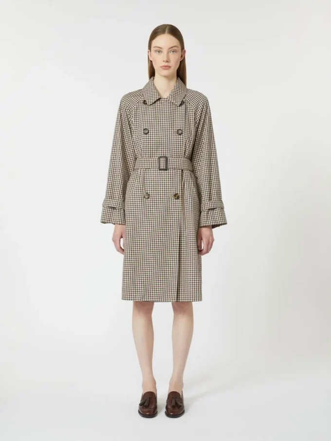 Casaco trench em sarja estampado e repelente à água, cor café Casaco trench em sarja estampado e repelente à água, cor café