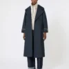 Casaco trench oversized em sarja repelente à água, azul ultramar