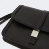 Clutch em pele lisa, preta