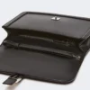 Clutch em pele lisa, preta
