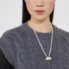 Colar com pendente em forma de saco Pasticcino, branco óptico Colar com pendente em forma de saco Pasticcino, branco óptico