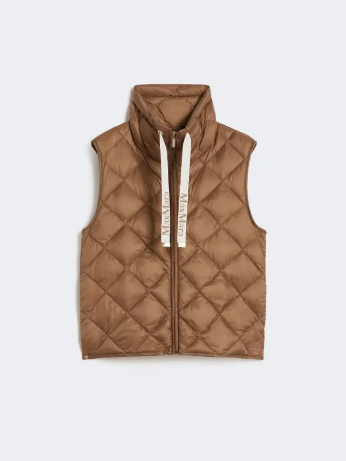 Colete acolchoado em lona de nylon repelente à água, cor caramelo Colete acolchoado em lona de nylon repelente à água, cor caramelo