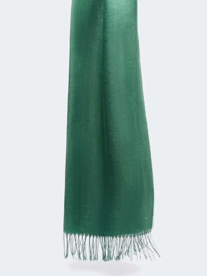Estola de linho com franjas, verde salva Estola de linho com franjas, verde salva