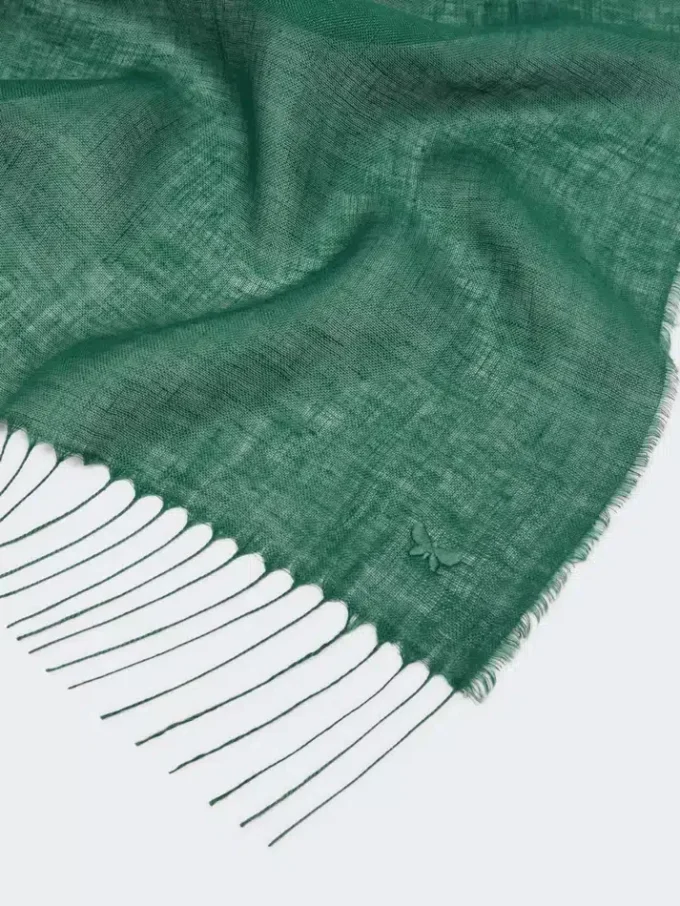 Estola de linho com franjas, verde salva Estola de linho com franjas, verde salva