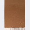 Estola em camelo com monograma bordado, camelo