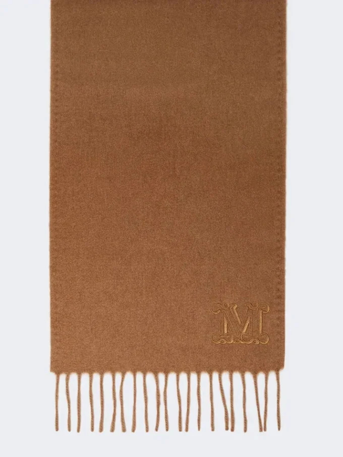 Estola em camelo com monograma bordado, camelo
