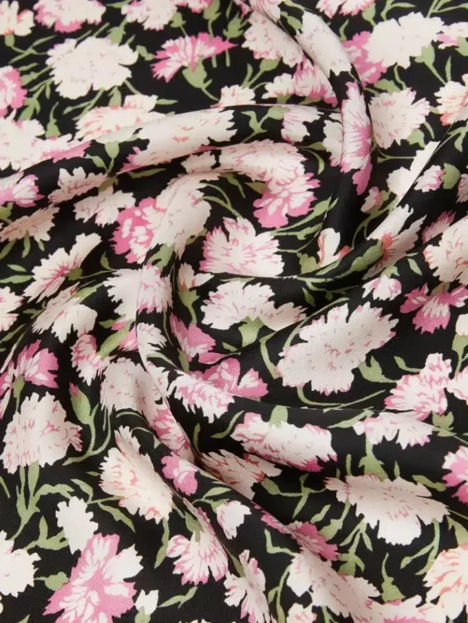 Foulard em sarja de seda estampada, rosa Foulard em sarja de seda estampada, rosa