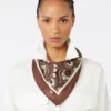 Foulard quadrado de seda estampado, cor caramelo Foulard quadrado de seda estampado, cor caramelo
