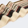 Lenço de seda estampado, cor de pomba Lenço de seda estampado, cor de pomba