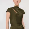 Macacão em cetim reverso, verde musgo