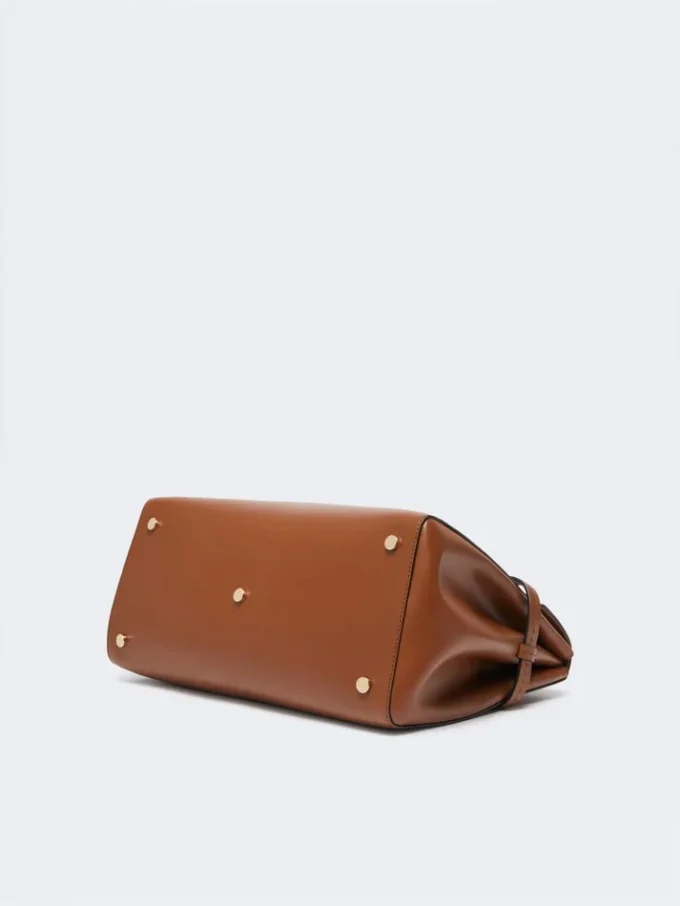 Mala em pele natural, castanho âmbar Mala em pele natural, castanho âmbar