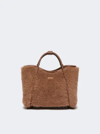 Mala marinha extra pequena em tecido teddy, cor camelo