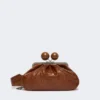 Mala Pasticcino média em pele com padrão de crocodilo, castanho-avermelhado