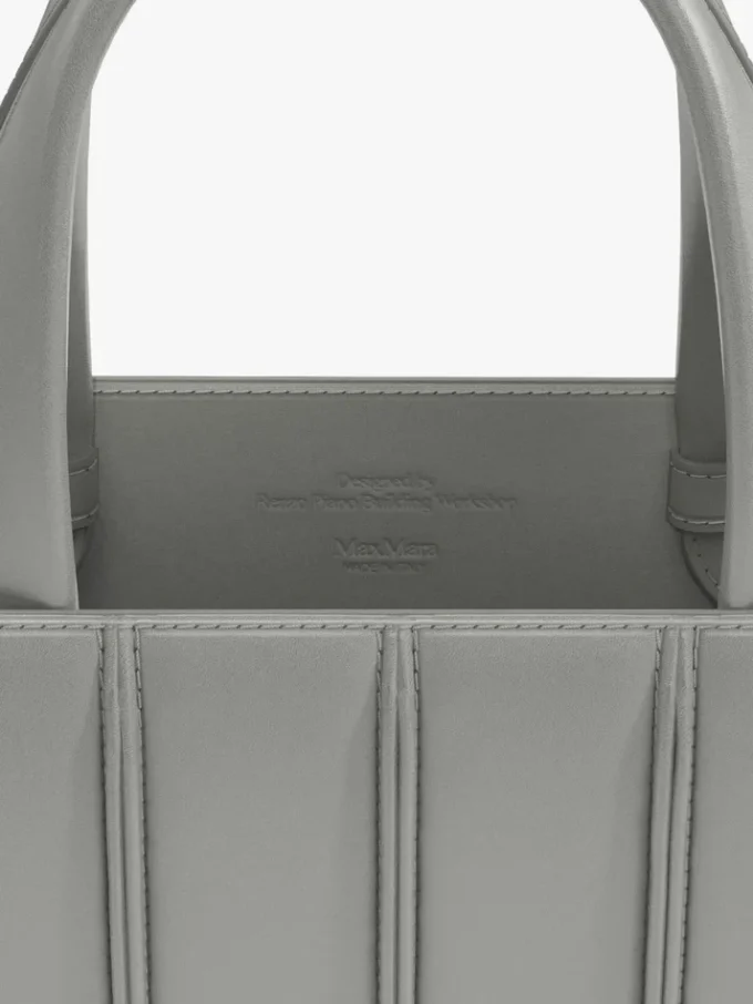 Mala Whitney 5 da Max Mara – média, cinzento claro Mala Whitney 5 da Max Mara – média, cinzento claro