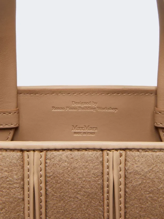 Mala Whitney de Max Mara 6 – média, castanho avelã Mala Whitney de Max Mara 6 – média, castanho avelã