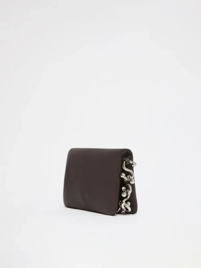 Mini bolsa Soffy em pele napa acolchoada, cor cacau Mini bolsa Soffy em pele napa acolchoada, cor cacau