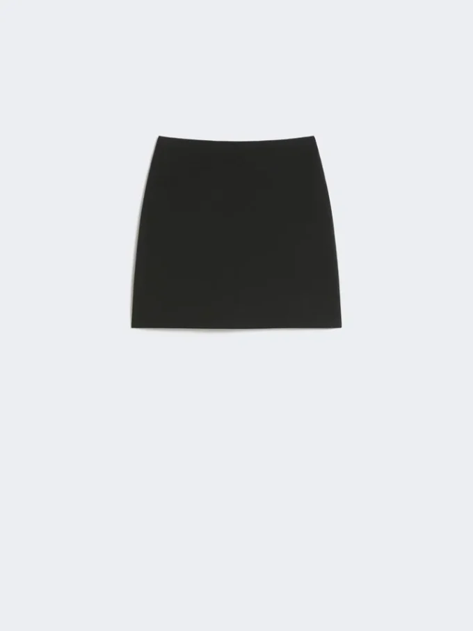 Mini-saia em gabardine elástica, preta
