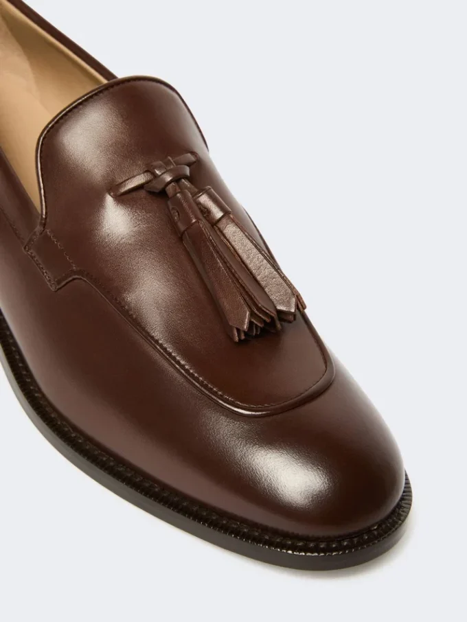 Mocassins de couro com borlas, cor cacau Mocassins de couro com borlas, cor cacau