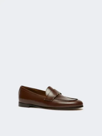 Mocassins em pele semibrilhante, cor cacau