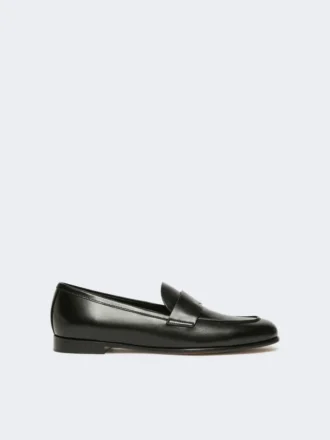 Mocassins em pele semibrilhante, pretos