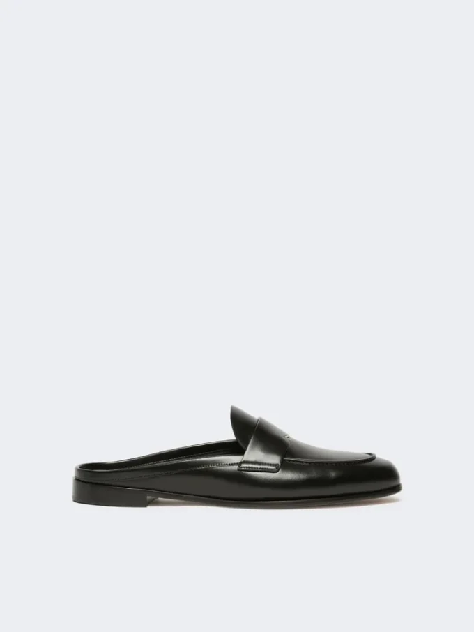 Mocassins tipo mule em pele lisa, pretos Mocassins tipo mule em pele lisa, pretos