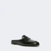 Mocassins tipo mule em pele lisa, pretos Mocassins tipo mule em pele lisa, pretos