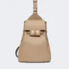 Mochila Margaux de couro, de um ombro, cor lama Mochila Margaux de couro, de um ombro, cor lama