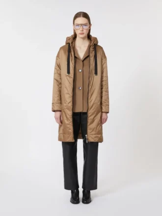 Parka acolchoada em lona repelente à água, cor camelo Parka acolchoada em lona repelente à água, cor camelo