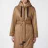 Parka acolchoada em lona repelente à água, cor camelo Parka acolchoada em lona repelente à água, cor camelo