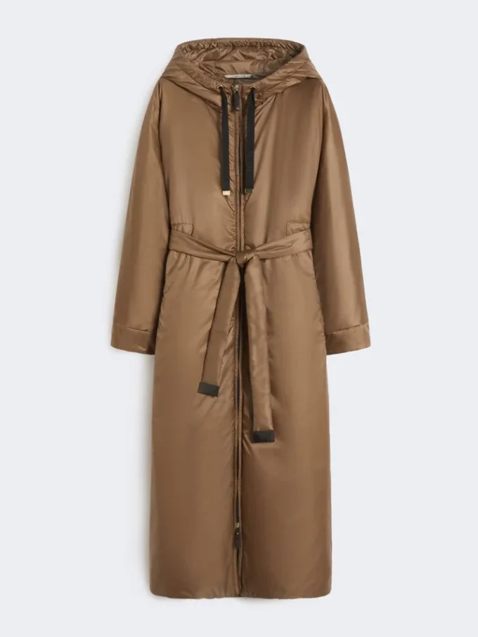 Parka comprida acolchoada em lona repelente à água, cor tabaco Parka comprida acolchoada em lona repelente à água, cor tabaco