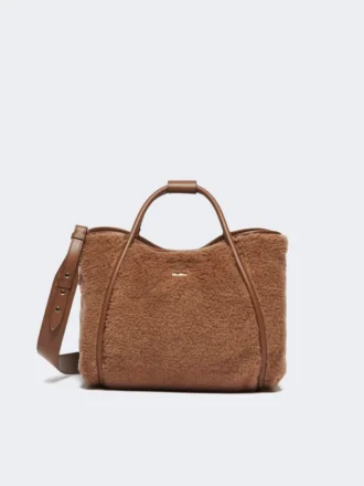 Pequena bolsa marinha em tecido teddy, cor camelo