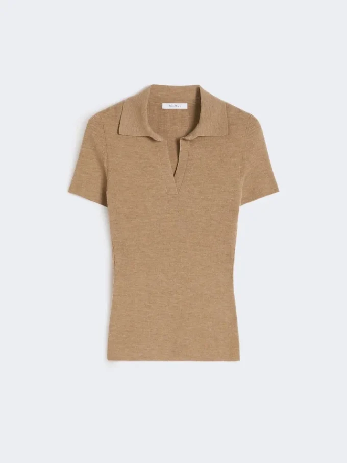 Polo em malha canelada de lã, bege dourado castanho Polo em malha canelada de lã, bege dourado castanho