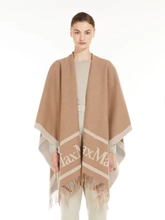 Poncho de lã jacquard, cor camelo Poncho de lã jacquard, cor camelo