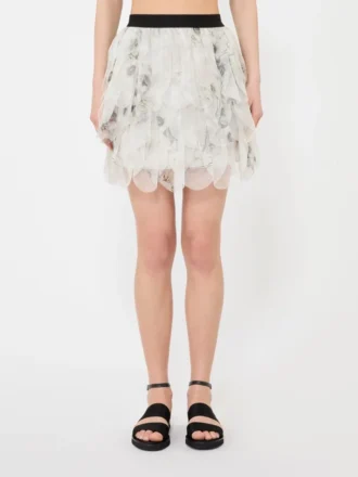 saia curta com ptalas em organza estampada cinzento prola 2 330x440 - Saia curta com p&eacute;talas em organza estampada, cinzento p&eacute;rola