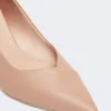 Sapatos de salto alto em pele napa, cor pó Sapatos de salto alto em pele napa, cor pó