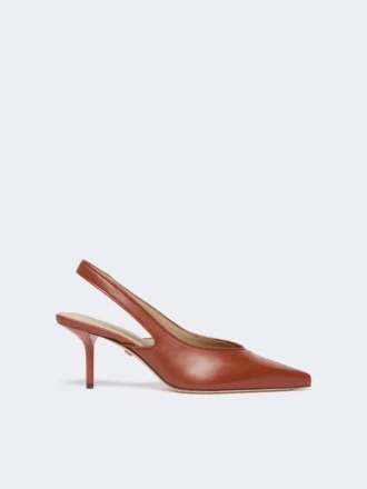 Sapatos de tiras traseiras em pele napa, cor ferrugem Sapatos de tiras traseiras em pele napa, cor ferrugem