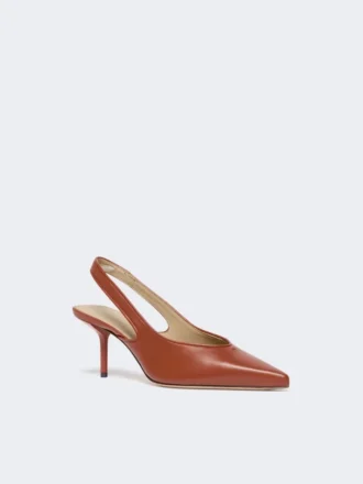 Sapatos de tiras traseiras em pele napa, cor ferrugem Sapatos de tiras traseiras em pele napa, cor ferrugem