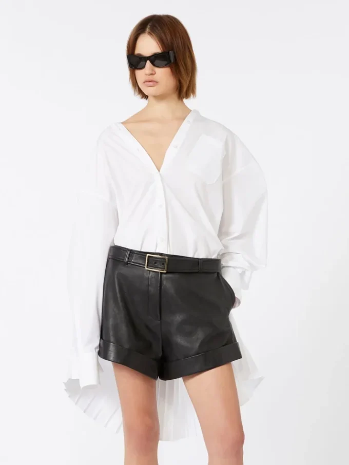 Sobretudo com detalhes plissados, branco óptico Sobretudo com detalhes plissados, branco óptico