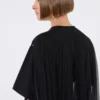 T-shirt de algodão com pregas nas costas, preta T-shirt de algodão com pregas nas costas, preta