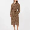Vestido camisa em crepe de seda estampado, cor camelo Vestido camisa em crepe de seda estampado, cor camelo