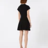 Vestido de malha, justo na cintura, preto Vestido de malha, justo na cintura, preto