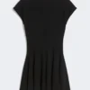 Vestido de malha, justo na cintura, preto Vestido de malha, justo na cintura, preto