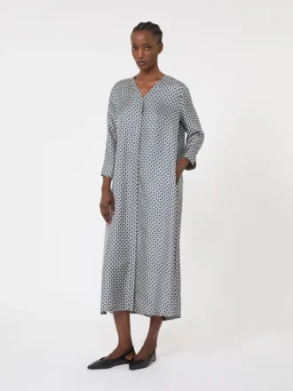 Vestido de seda estampado, azul-escuro